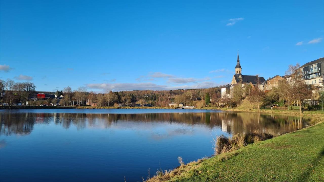Le Salmoyard, Studio Au Bord Du Lac A فيلسالم المظهر الخارجي الصورة